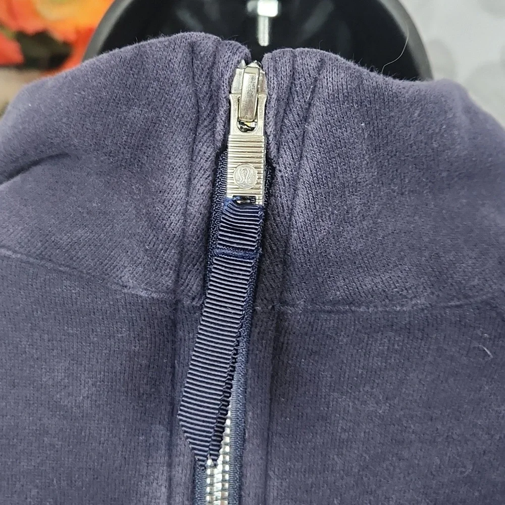 Lululemon Scuba Quarter-Zip Fleece Hoodie | Midnight Navy | Size 2 - Picture 6 of 10